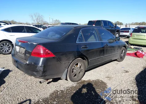 2006 Honda Accord 2.4 Se из США, поврежденный, VIN 1HGCM56306A015571